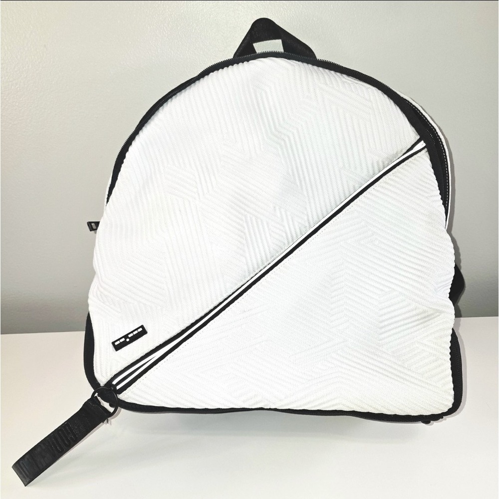Go Dash Dot White Black Geometric Backpack Shoulder‎ Gym Bag Reflective Stripe